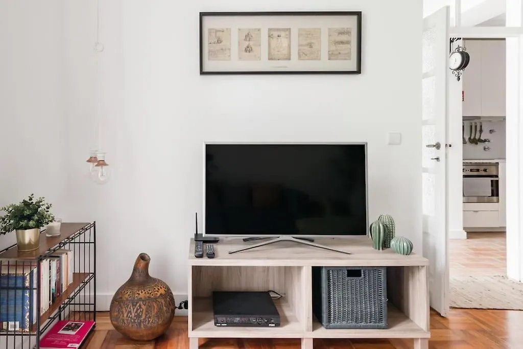 Garden Oasis Apartment With Patio 리스본